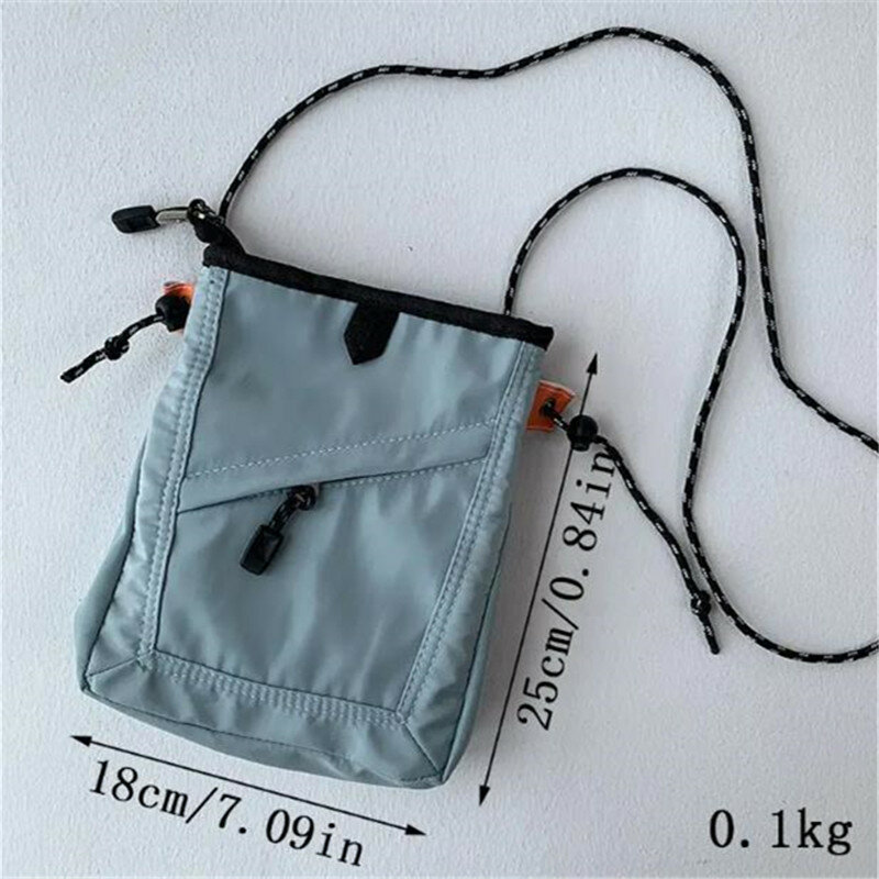 กระเป๋าคาดลำตัวใบเล็กสำหรับทุกเพศพร้อมกระเป๋าใส่โทรศัพท์มือถืออุปกรณ์เสริมที่ทันสมัยและสะดวกสบาย
