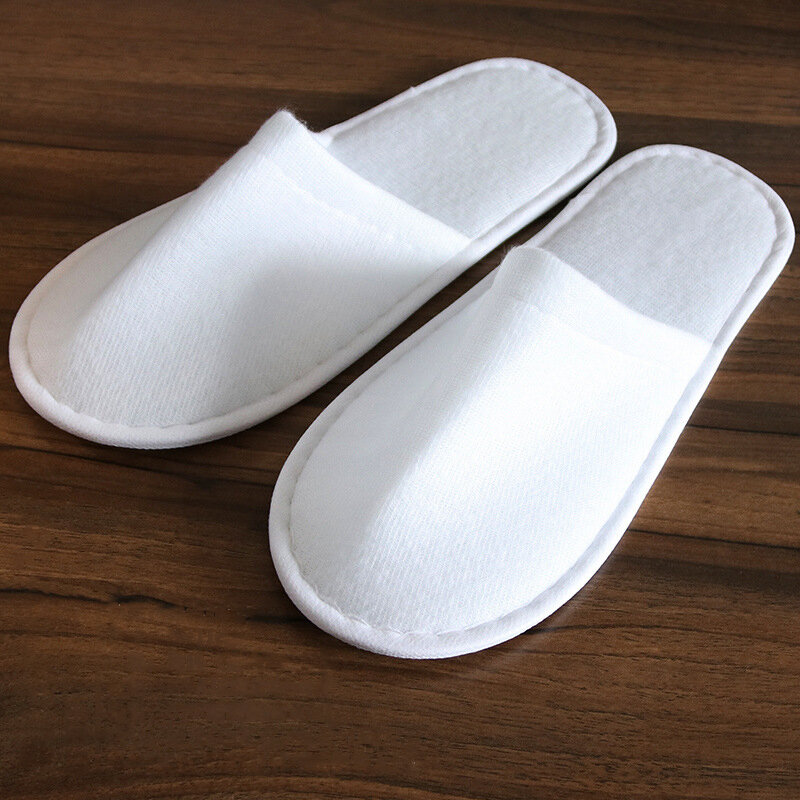 1 para jednorazowego użytku hotelowe kapcie wysokiej jakości antypoślizgowe kapcie z zamkniętymi palcami białe jednorazowe pantofle hotelowe