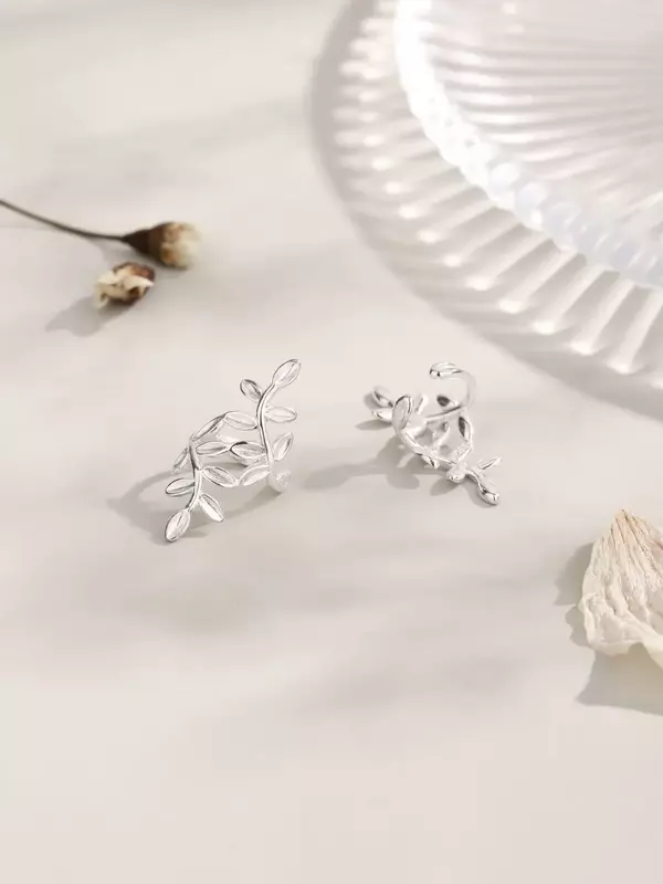 Sterling 925 Silver Plant Branch Clip Earrings With A Simple Design And New Trend,Fresh Classic Style For Party Or Wedding Wear