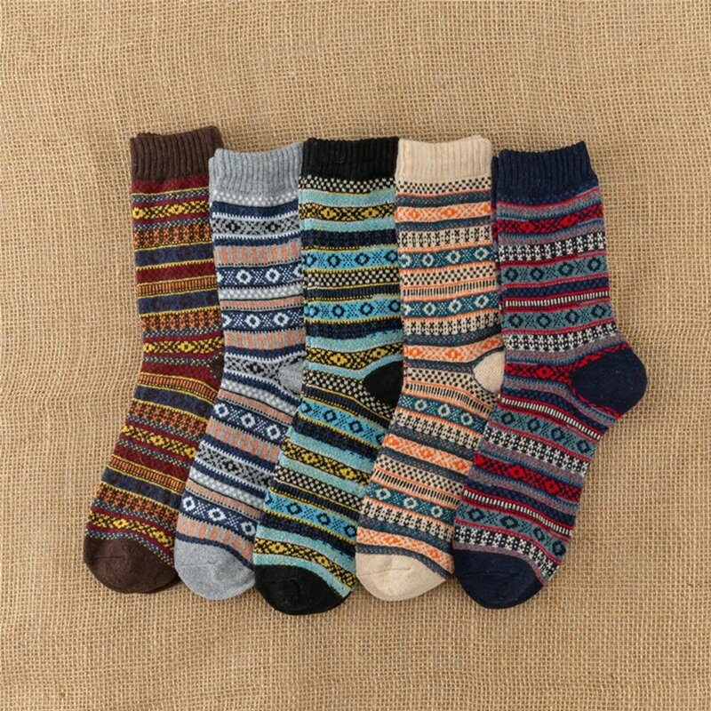 5 Pairs High Quality Retro Men's Socks Striped Lattice Thickened Autumn Winter Mid-tube Socks New Men's Socks Sports Cotton Sock
