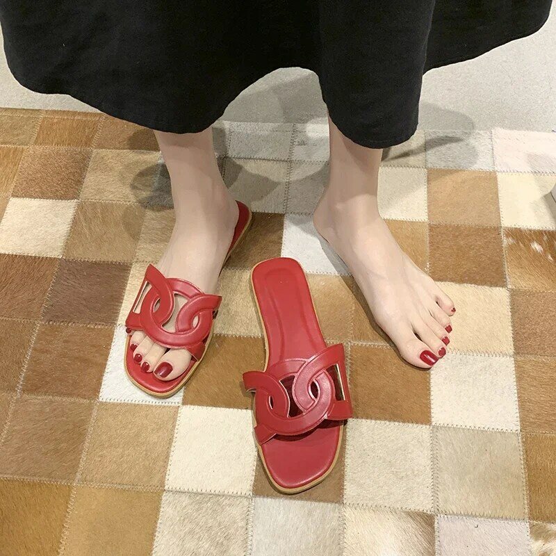 Marchi di lusso famosi sandali estivi da donna di design pantofole da donna bagno interno sandali con tacco basso a piedi all'aperto