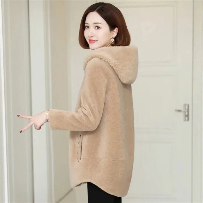 2023 New Winter Faux Fur zipper Hooded Jacket Women addensare Warm parka Ladies Lamb Wool Outwear cappotti di tosatura delle pecore coreane
