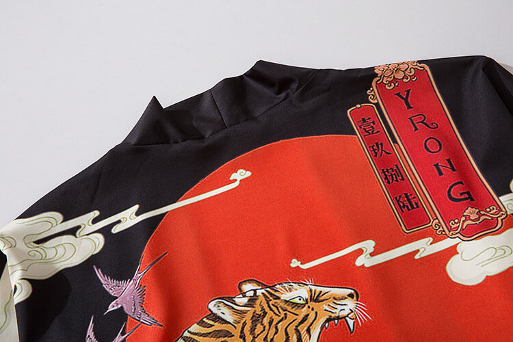 Tiger Print Loose Japanese Cardigan Women Men Harajuku Kimono Cosplay Tops Blouse Yukata Clothing Blouse Haori Asian Clothes