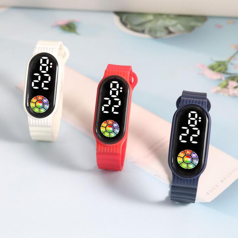 Elektroniczny zegarek LED cyfrowy nadgarstek zegarek czas wyświetlanie daty regulowany prezent urodzinowy dla zegarek sportowy miękka opaska silikonowa dzieci