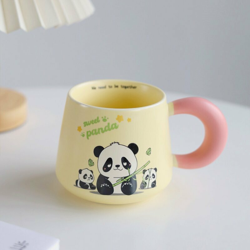 Kreatywne prezenty Kubek ceramiczny z pokrywką Kubek do kawy Panda z łyżeczką Kubek do picia w salonie Pudełko na prezent Dekoracja domu Kubek izolacyjny