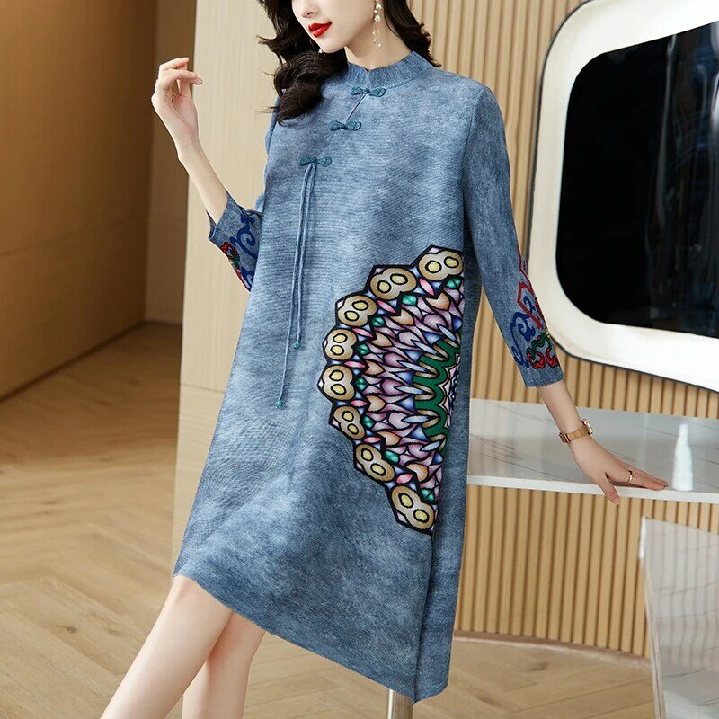 2023 Autumn/Winter New Sanzhai Pleated Vintage Print Dress Silk Elastic Loose Large O-Neck Qipao Skirt Slim Knee Length Gown