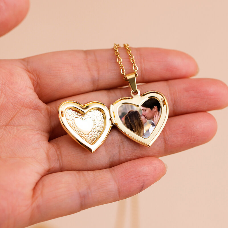 1pc Photo Heart Locket Pendant Necklace Women Necklace Personalized Souvenir Gift