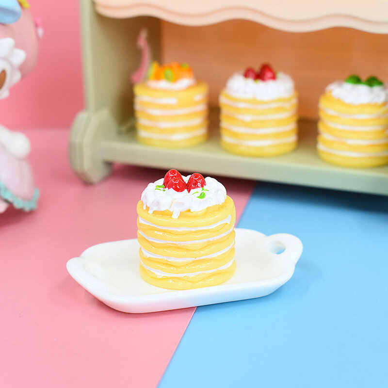 1PC Dollhouse ozdoby na żywność symulowany krem truskawkowy tysiąc-warstwowy model ciasta