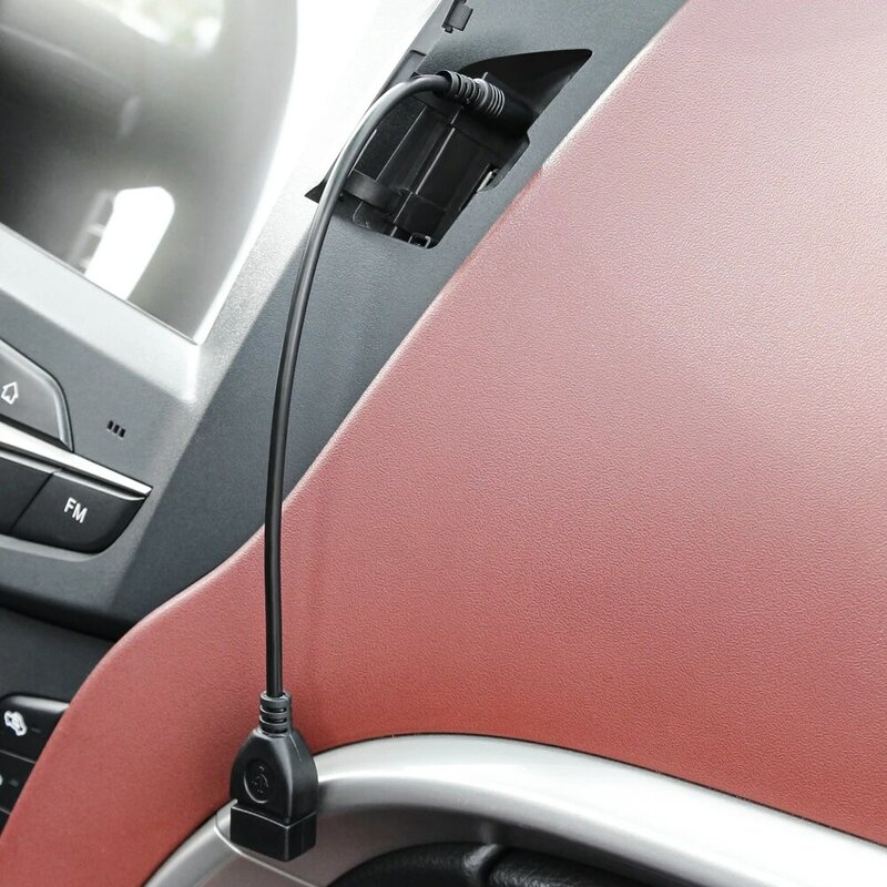 Car 3.5mm Male to USB female Cable For KIA RIO Ford Focus Hyundai IX35 Solaris Mitsubishi ASX Outlander