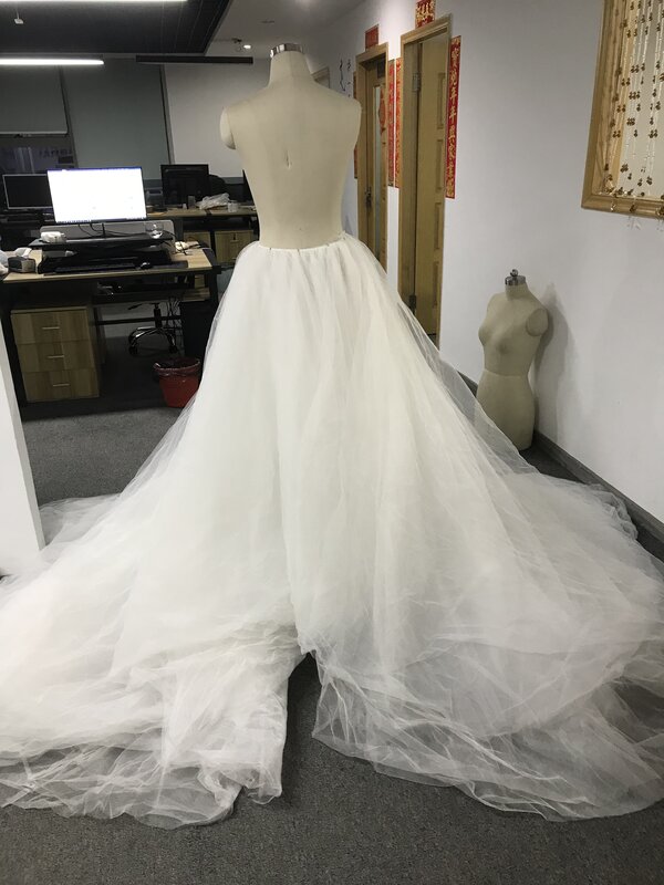 CloverBridal Cheap Worthy Ready-To-Ship Discount New Outerlayer Tulle Bride Outerskirt 1159