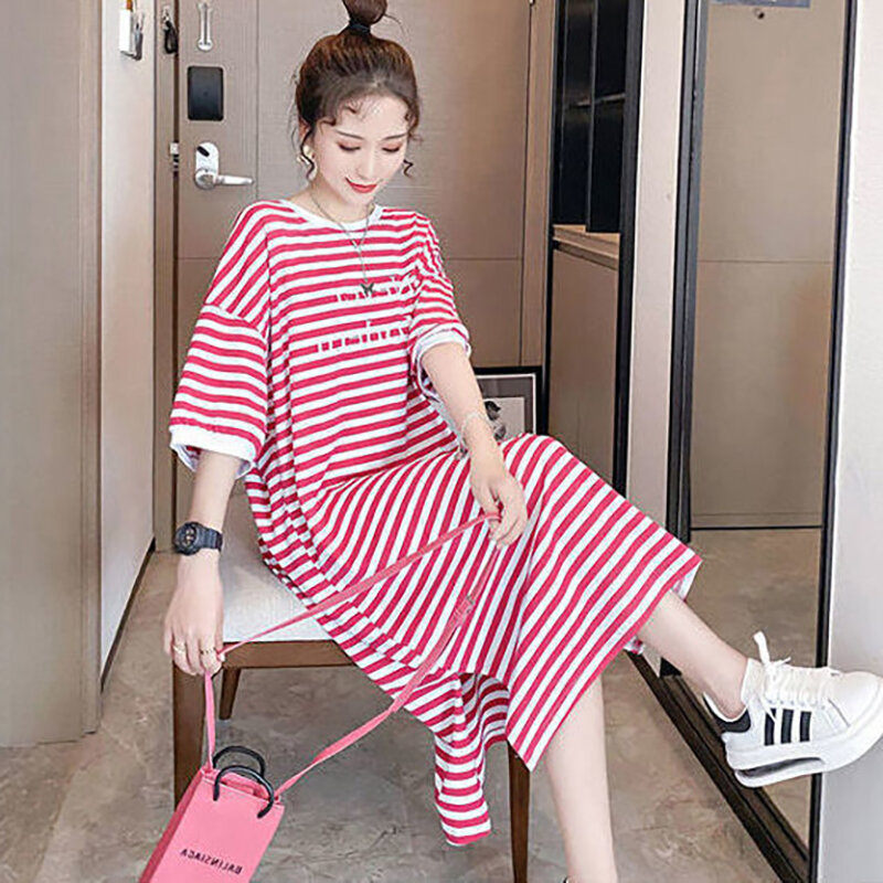 Mode O-Ausschnitt lose bedruckte Brief gestreifte Freizeit kleider weibliche Kleidung Sommer neue übergroße All-Match-Midi-Kleid