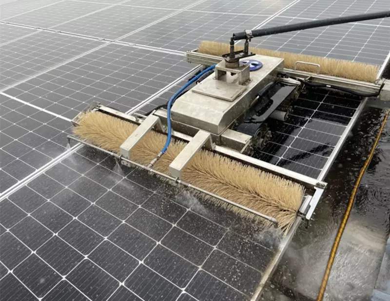 Máquina de limpeza solar autônoma avançada superior do mundo com controle do aplicativo