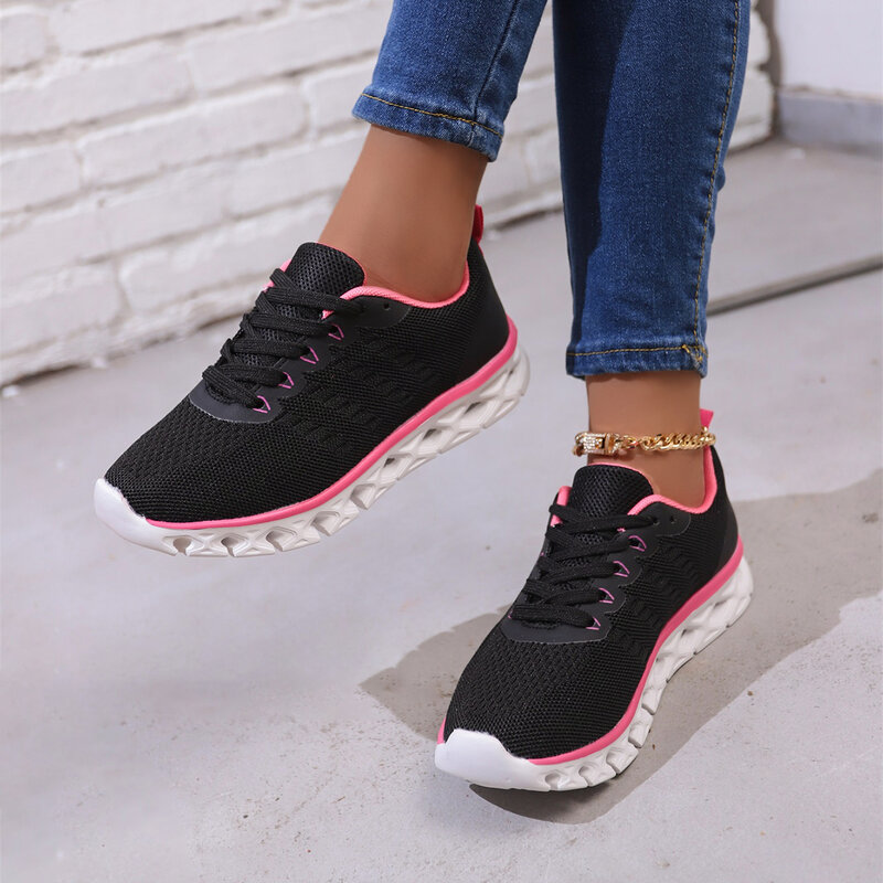 Sepatu jala Lace Up wanita divulkanisir, hitam nyaman bernapas ujung bulat sepatu tenis berjalan sepatu MujerWomen 2024