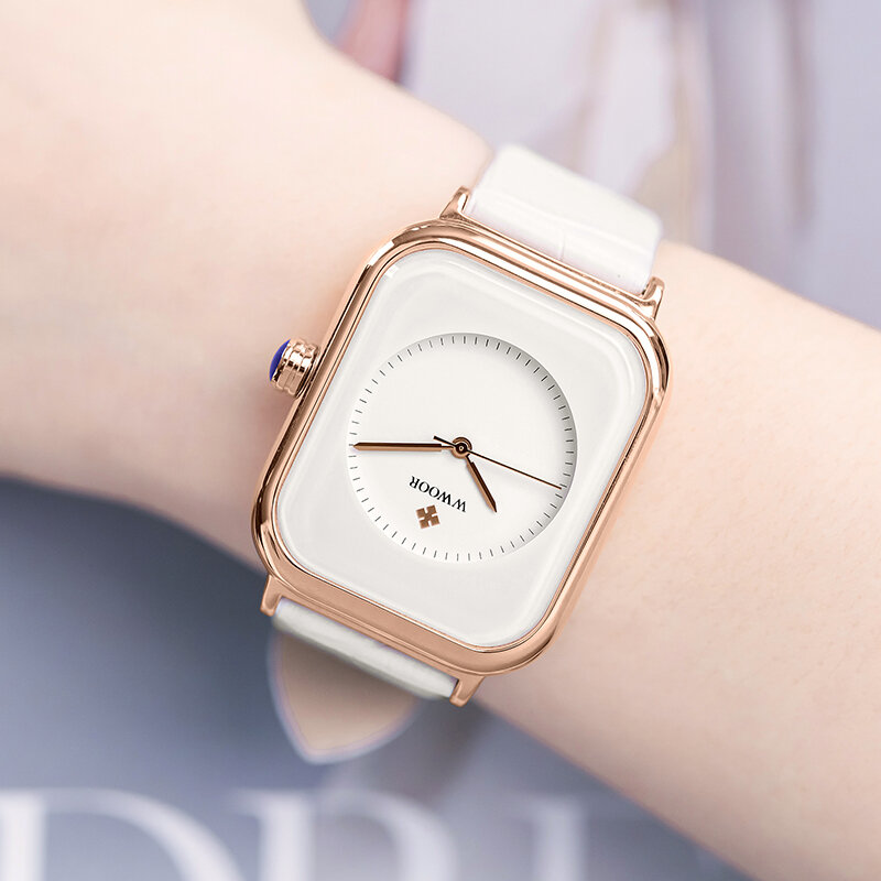 นาฬิกาผู้หญิงแฟชั่นหนังสีขาว2023 wwoor ทรงสี่เหลี่ยมเรียบง่ายนาฬิกาข้อมือควอตซ์ relogio femino montre Femme