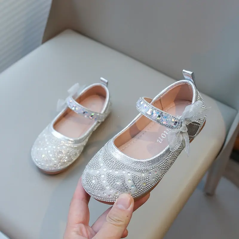 Girls Leather Shoes Kids Dress Shoes for Wedding Party Rhinestone with Lace Bowtie Rhinestone Princess Flats Mary Janes Sweet