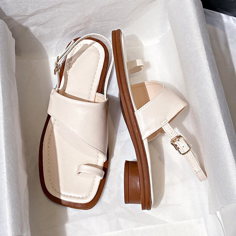 Zapatillas planas de cuero con punta cuadrada para mujer, zapatos de verano, Sandalias planas de ocio, chanclas cómodas a la moda, 2024