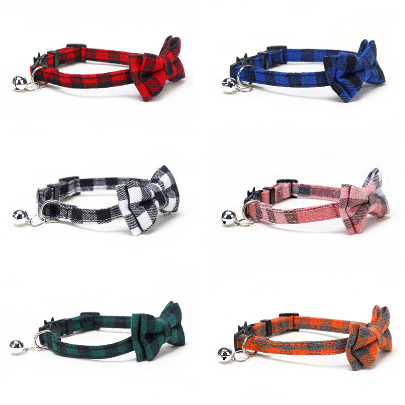 Collier élastique réglable pour animal de compagnie avec petite cloche pour chats, nœud à carreaux mignon, ceinture, Noël, rouge