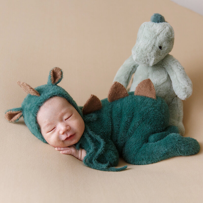 Newborn Photography Outfit Baby Girl Boy Cartoon Dinosaur Set Photo Outfits Stuffer Animal Doll Photography Prop Newborn Rompers