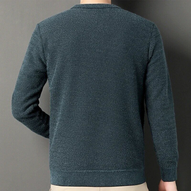 Autumn and Winter New Men's Comfortable, Warm, and Casual Versatile Pullover with Bottom and Thickened Plush