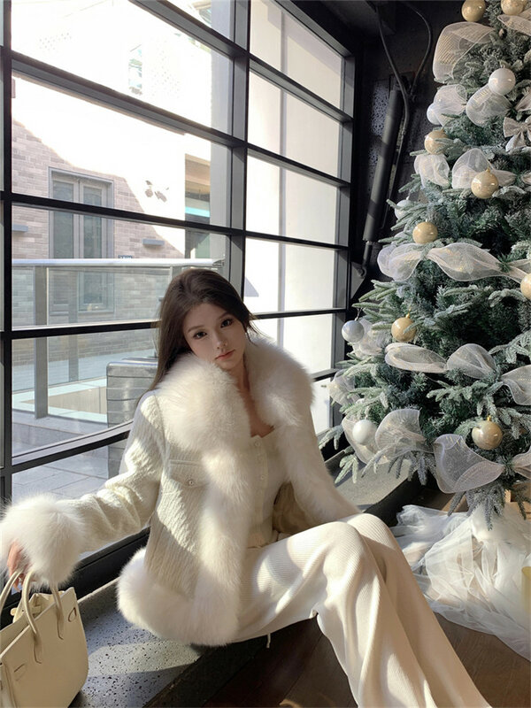 Jaket bulu palsu wanita, mantel elegan lengan panjang tebal putih imitasi hangat mode musim dingin