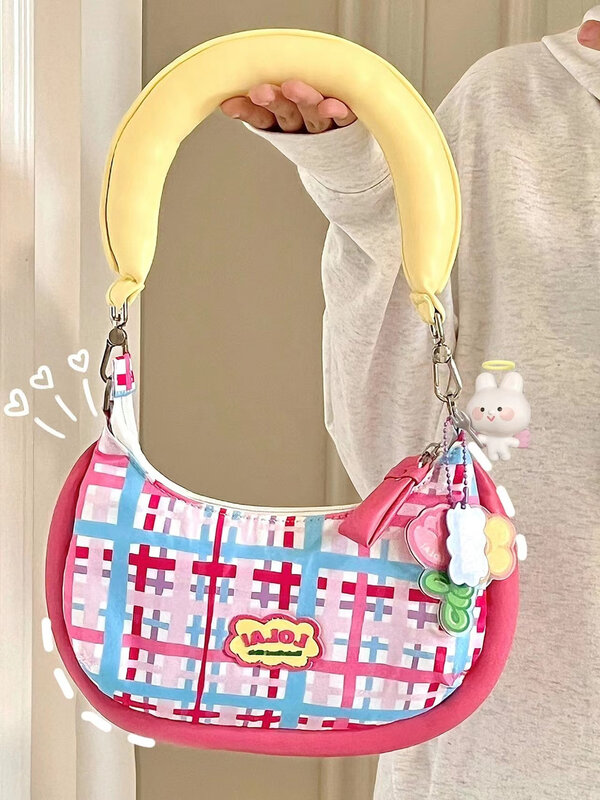 2024 tas bahu modis lucu untuk wanita tas tangan kotak-kotak warna-warni huruf gaya Harajuku untuk wanita tas ketiak kasual keren manis baru musim panas