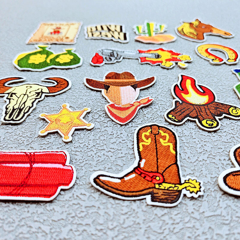 Cowboy Stickerei Patch DIY Kaktus Pferd Stiefel Revolver Stoff Aufkleber Eisen auf Patches Retro Tasche Hut Abzeichen Stoff Zubehör