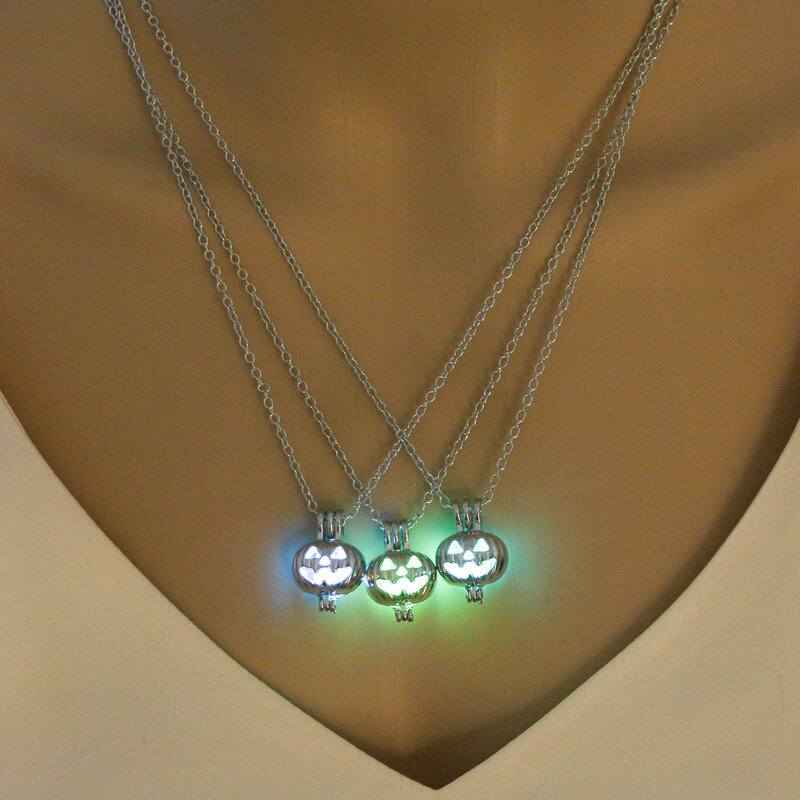 Luminous Glowing In The Dark Necklace Halloween Hollow Glowing Pendant Necklace Pumpkin Lantern Shape Luminous Sliver Necklace