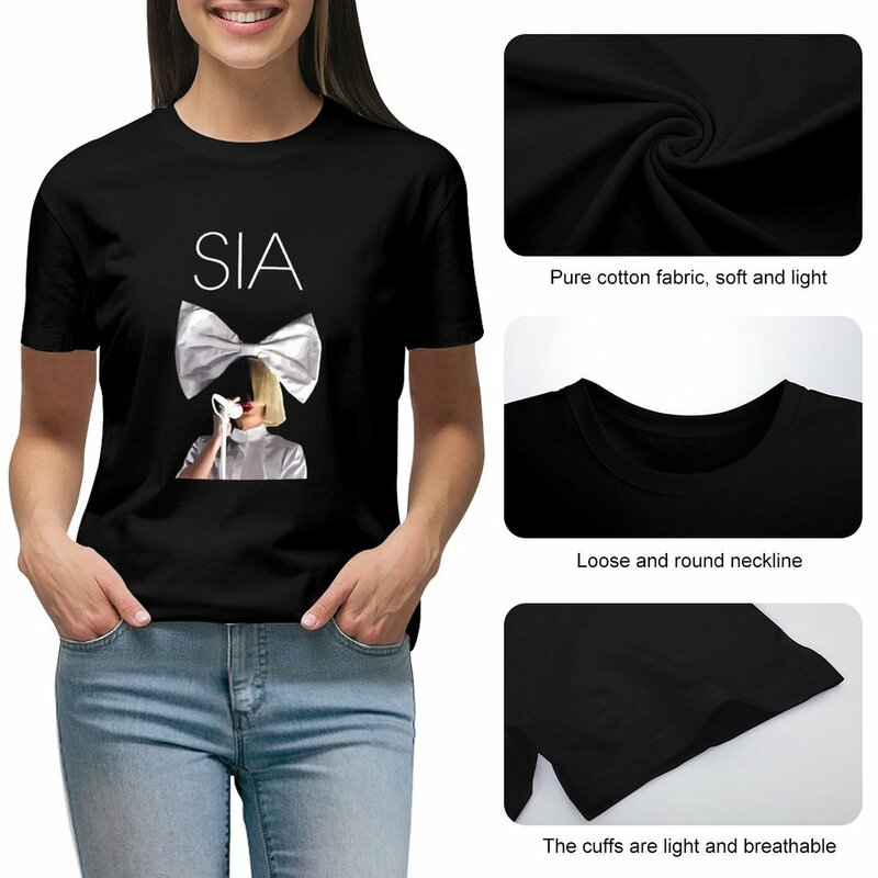 Sia Furler t-shirt tees graphics top abbigliamento donna