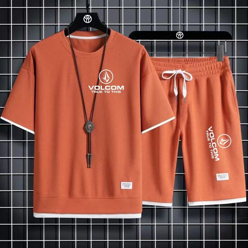 2024 VOLCOM 신상 남성 운동복, 2 피스 반팔 정장, 인쇄 티셔츠 및 스웻팬츠 세트, 여름 캐주얼 스포츠 의류