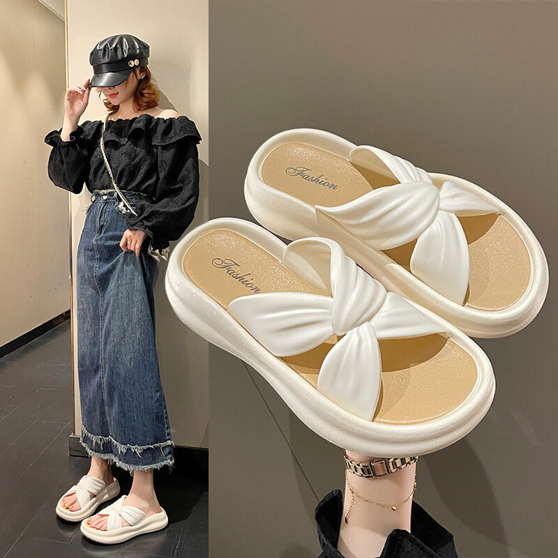 Sandal wanita Korea, sandal wanita Anti selip dan bau, sepatu sehari-hari semua cocok Musim Panas 2024