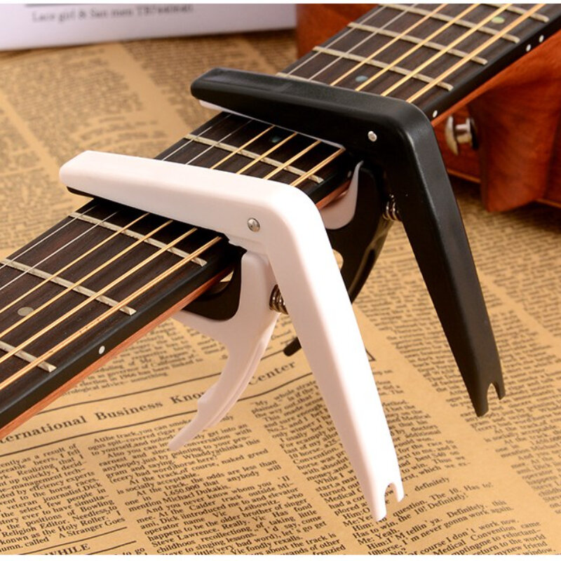 Uniwersalny gitara akustyczna Capo klips plastikowy metalowy zacisk ze zmieniającymi się narzędziami strun do drewna klasyczna gitara elektryczna i Ukulele