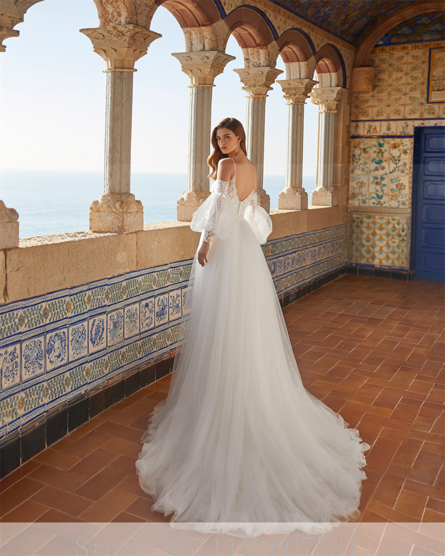 Женское свадебное платье с цветочной аппликацией, кружевное Тюлевое платье-Русалка на тонких бретельках с V-образным вырезом, платье для свадебного торжества