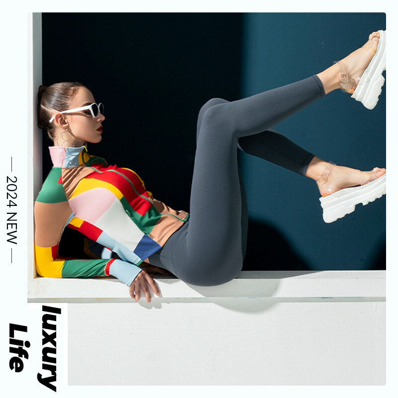 2024 primavera Yoga Wear nuova giacca scozzese maya stampata da donna Slim Fit ad asciugatura rapida e trasparente abbigliamento Fitness con cerniera Top Yoga