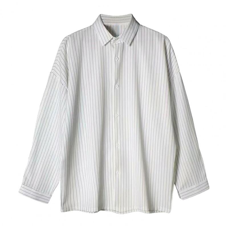 Kemeja musim gugur pria, kaus pria bergaris-garis gaya Jepang dengan kerah lipat desain Single-breasted untuk kasual musim gugur musim semi