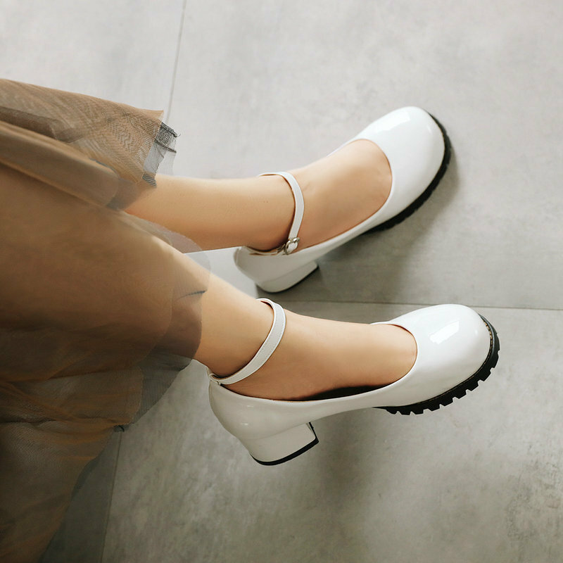 Туфли-лодочки женские из лакированной кожи, на толстом каблуке, с круглым носком