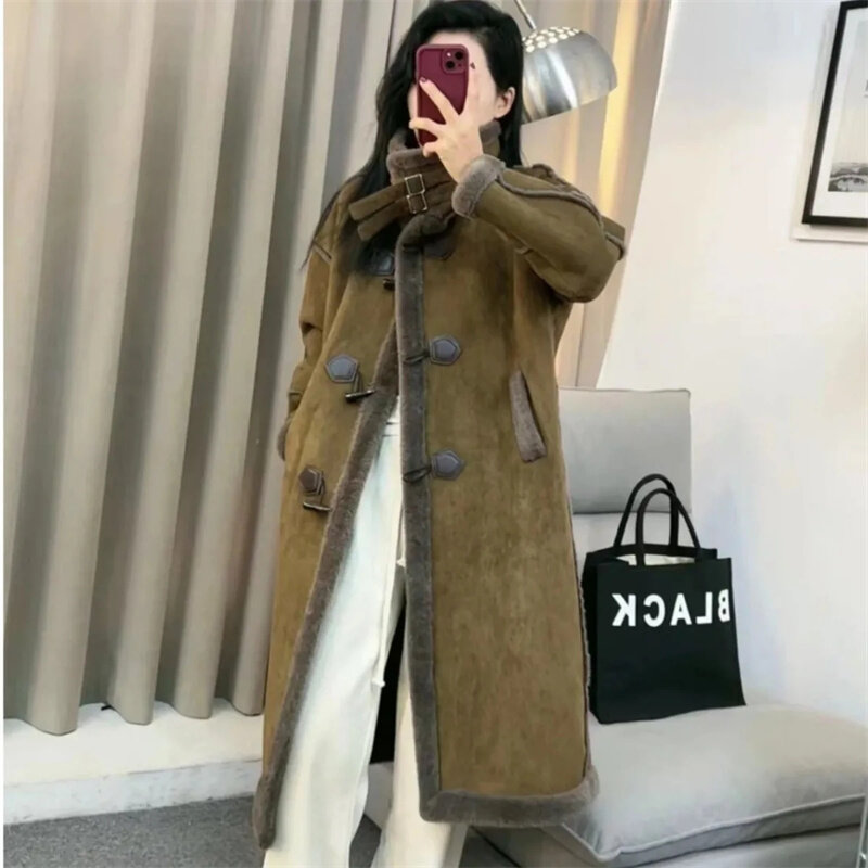 Pelliccia di pelle integrata agnello Cashmere cappotto donna autunno inverno 2023 nuovi cappotti caldi addensati in pelliccia di cervo di media lunghezza di alta qualità