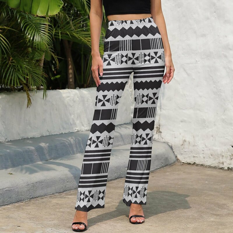 Pantaloni Casual astratti etnici azteco femminili in bianco e nero Slim Streetwear Flare Pants Daily Kawaii Design Pants