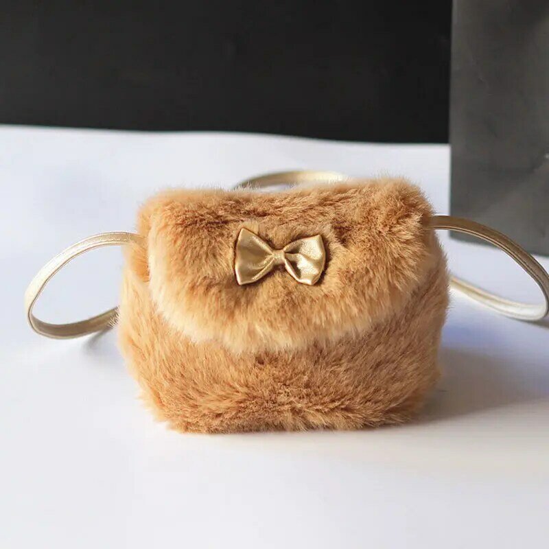 2022 Brand New Baby Girls Furry Now Bags Warmly Children Cross Body Mini Purse Bowknot Artificial Fur Bag Kids Birthday Gifts