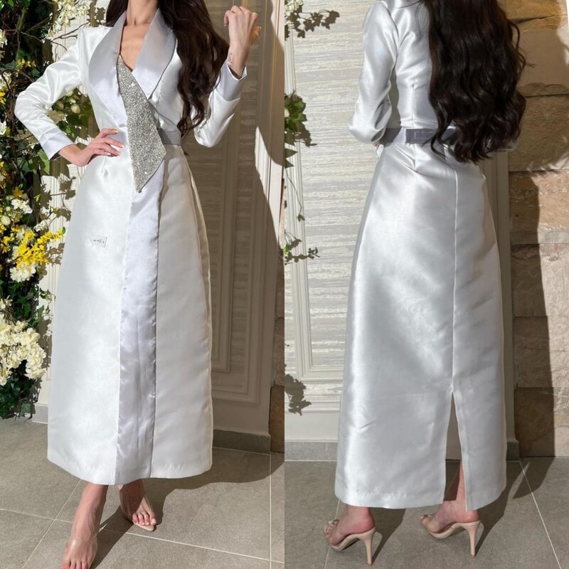Gaun Prom Arab Saudi Satin manik-manik Criss-Cross Homecoming A-line V-Neck gaun acara Bespoke gaun lengan panjang