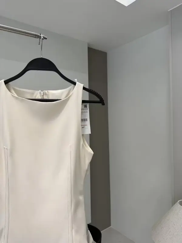 Damen neue schicke Mode Joker Gürtel Accessoires Plissee Design Overall Kleid Retro ärmelloses Kleid Mujer
