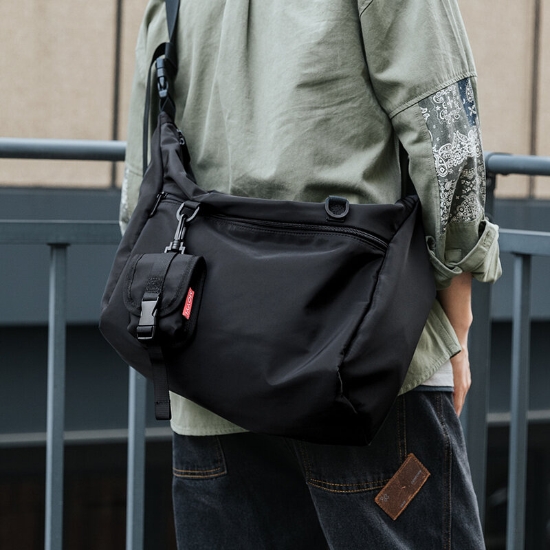 Мужская сумка через плечо, модная простая Высококачественная водонепроницаемая сумка через плечо для подростков, 2023