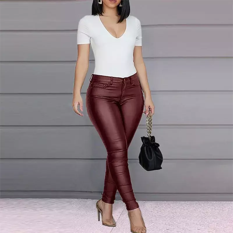 Jeans emendados em couro PU para mulheres, calça casual, calça sexy de pés, cor sólida, nova moda, £, 2024