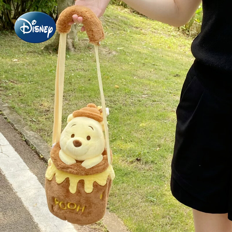 Disney Pooh Bear nuova Mini borsa a tracolla Cartoon Cute Plush borsa da donna Fashion Girl One Shoulder Crossbody Bag di alta qualità