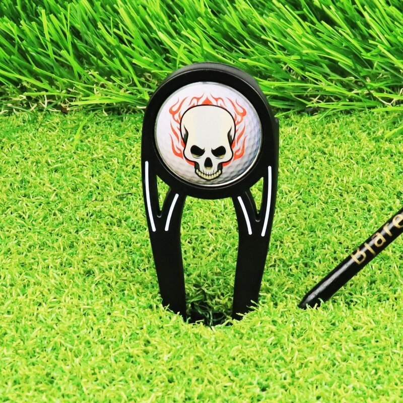 Magnetyczny zielony widelec golfowy przyrząd do czyszczenia rowków przenośny widelec ze stopu cynku 4 w 1 wielofunkcyjny piłka golfowa widelec do butelek