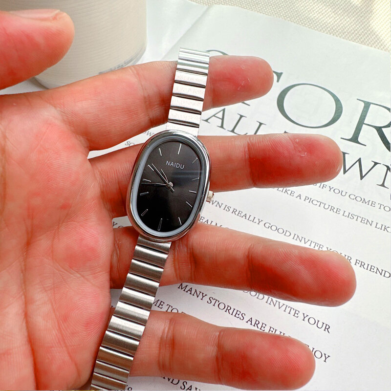 Reloj de acero inoxidable resistente al agua para mujer, accesorio de lujo para regalo, 2023 años