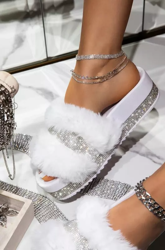 Luksusowy projektant kobiet futro Rhinestone kapcie buty na koturnie pięty stałe puszyste Furry slajdy poza seksowne buty damskie Whosale