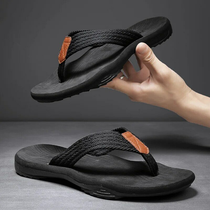 Chanclas de moda para hombre, sandalias suaves para exteriores, zapatillas de verano, sandalias de playa antideslizantes