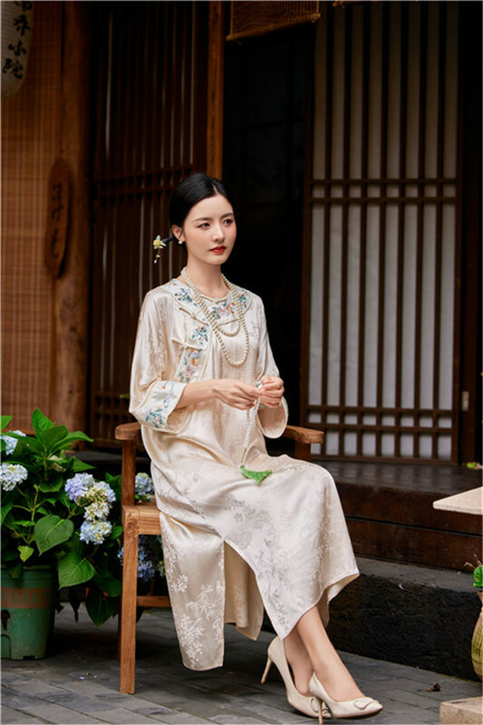 High-end Spring Summer Women Dress Cheongsam Retro Elegant Embroidery A-line Lady Party Qipao Dress S-XXL