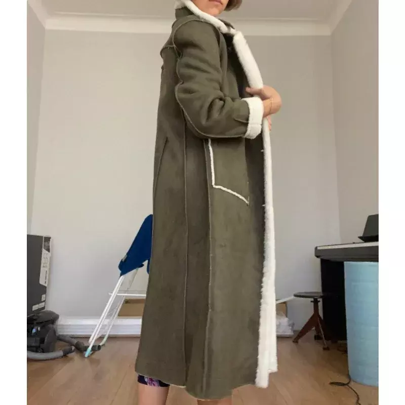 Wełna jagnięca długa kurtka ze skórzanym futrem zintegrowanym damskim płaszczem dla wersji modna sylwetka dla ciepła