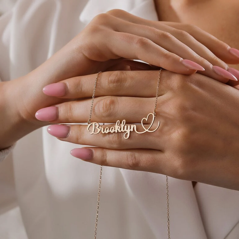 Colares com nome personalizado para mulheres, colar com nome personalizado com coração e borboleta gargantilha, aço inoxidável, presente da jóia do casamento